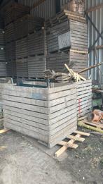 Gratis 2 kist sloop hout voor kachel of vuurkorf, Tuin en Terras, Minder dan 3 m³, Ophalen of Verzenden, Overige houtsoorten, Blokken