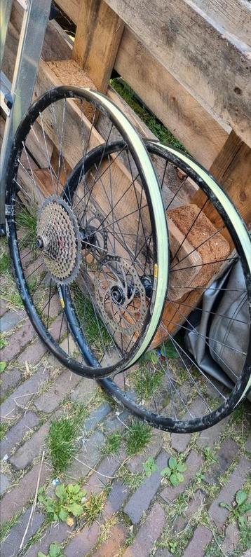 Mavic, Shimano boost MTB wielen met cassette/ schijven beschikbaar voor biedingen