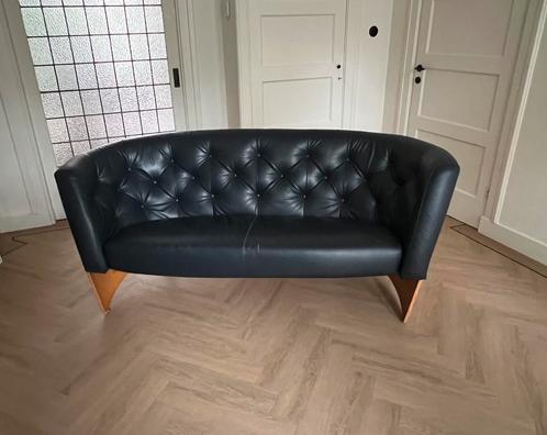 3 zits design bank Harvink donkerblauw leer, Huis en Inrichting, Banken | Sofa's en Chaises Longues, Gebruikt, Driepersoons, 200 tot 250 cm