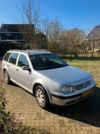 Volkswagen Golf 1.6 Variant 77KW 2002 Grijs, Auto's, 4 cilinders, Handgeschakeld, 104 pk, 57 €/maand