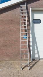 Aluminium Ladder Uitschuifbaar, Doe-het-zelf en Verbouw, Ladders en Trappen, Ophalen, Gebruikt, Ladder, Opvouwbaar of Inschuifbaar