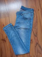 Spijkerbroek -
Maat 38
- Super skinny, Ophalen of Verzenden, Gedragen