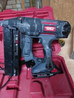 Senco Fusion Brad Tacker met Accu's en Lader, Ophalen, Gebruikt