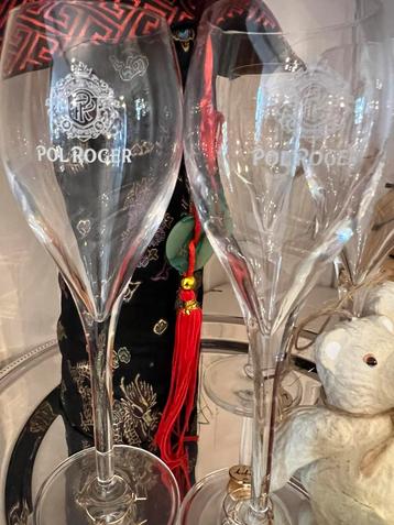4 Champagneglazen van het bekende merk Pol Roger beschikbaar voor biedingen