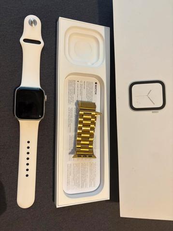 Apple watch series 4 beschikbaar voor biedingen