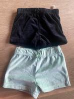 Korte broekjes maar 86/92, Kinderen en Baby's, Babykleding | Maat 86, Ophalen of Verzenden, Zo goed als nieuw, Broekje