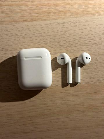 Original Airpods 2nd Generation (2019) beschikbaar voor biedingen