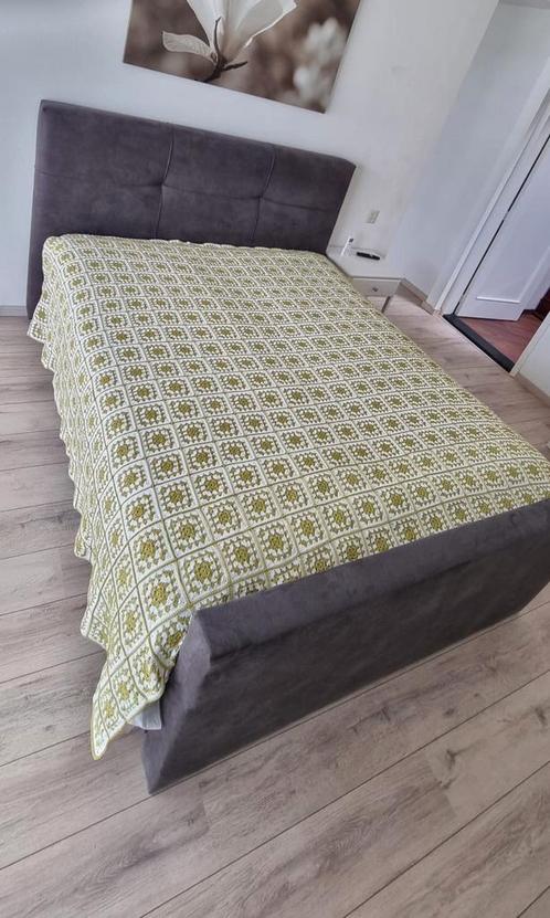 Gehaakte 2 persoons deken/plaid/sprei granny square katoen, Huis en Inrichting, Woonaccessoires | Plaids en Woondekens, Zo goed als nieuw