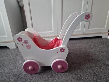 Leuke houten poppenwagen - perfecte staat! beschikbaar voor biedingen