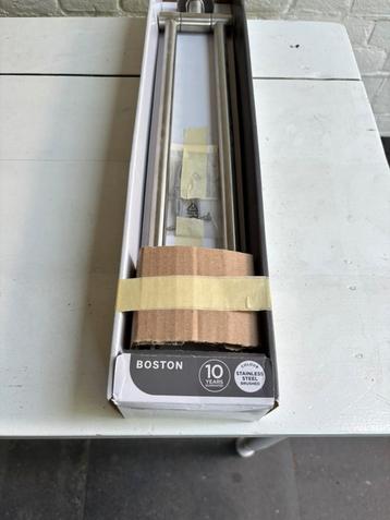 Mooi TIGER BOSTON brushed stainless steel handdoekrek beschikbaar voor biedingen