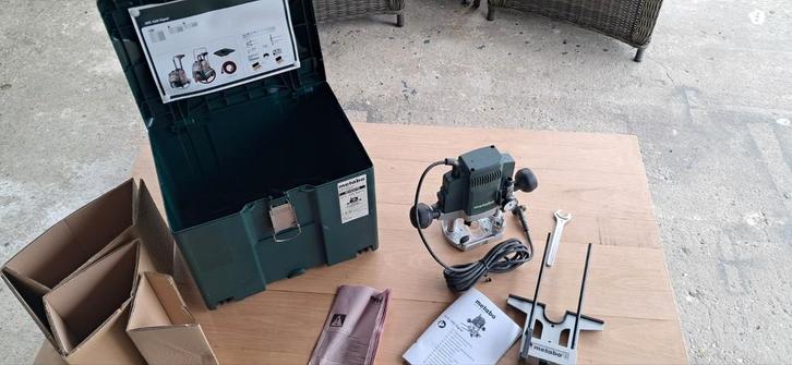 metabo bovenfrees 230volt, Doe-het-zelf en Verbouw, Gereedschap | Freesmachines, Nieuw, Elektrisch, Bovenfrees, Ophalen of Verzenden