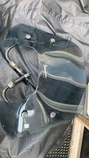Vespa primavera smoke lage windscherm beschikbaar voor biedingen