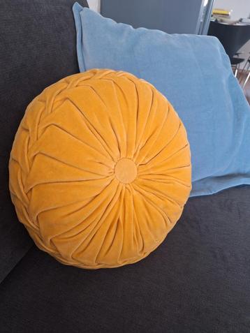 Katoenen eigeel sierkussen beschikbaar voor biedingen