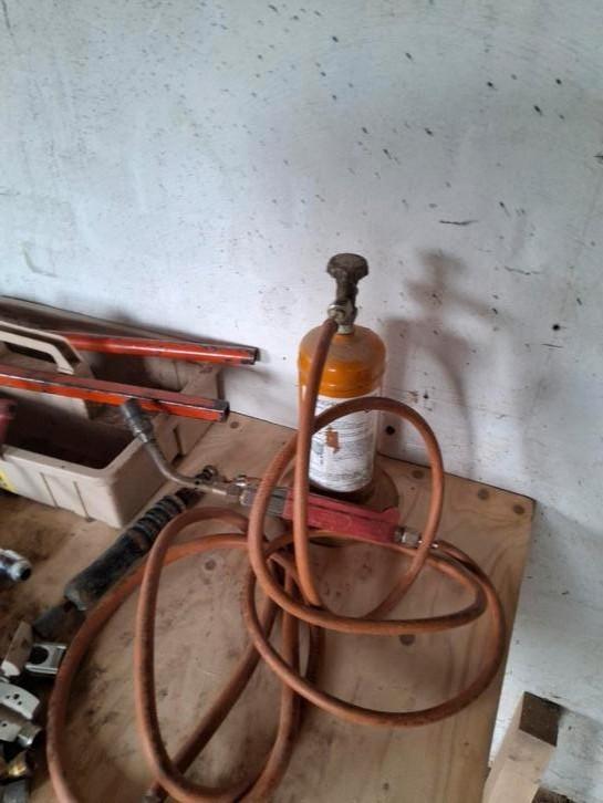 Loodgieters gereedschap en hulpstukken., Doe-het-zelf en Verbouw, Overige Doe-het-zelf en Verbouw, Gebruikt, Ophalen