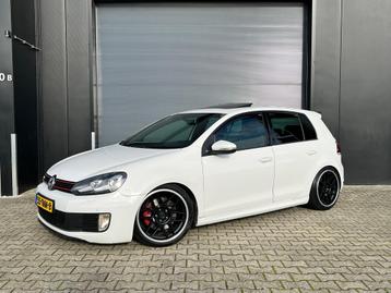 Volkswagen Golf 2.0 GTI DSG 265PK, Schuif/kanteldak, Stoelve beschikbaar voor biedingen