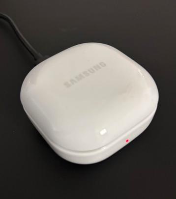 Samsung galaxy bud  fe Oplaadcase  wit.  Voor oordopjes beschikbaar voor biedingen