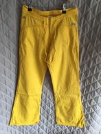 Gsis nieuwe gele broek maat 152 (3B1) (M), Tweedehands verkoop, Gebruikt, Meisje, Ophalen of Verzenden