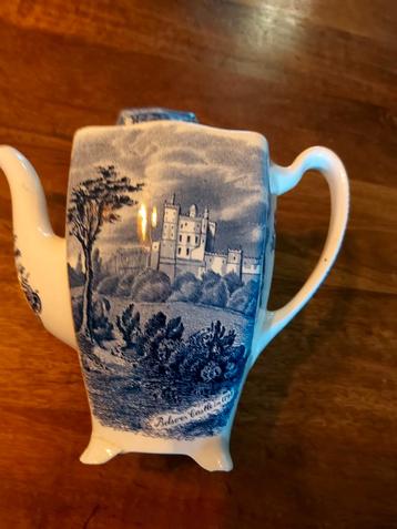 Antieke Engelse Theepot Bolsover Castle beschikbaar voor biedingen