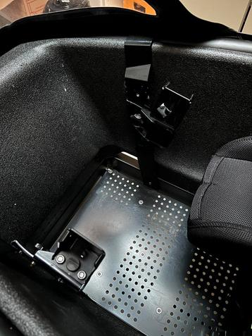 Urban Arrow maxi cosi adapter beschikbaar voor biedingen