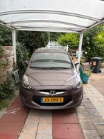 Hyundai iX20  AUT 2012 met aanpassingen voor mindervaliden, 1169 kg, 1591 cc, 4 cilinders, Bruin