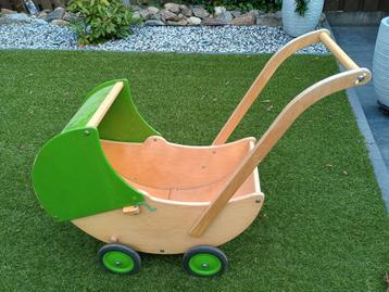 houten poppenwagen beschikbaar voor biedingen