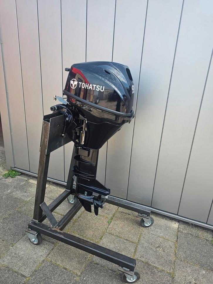 TOHATSU 9,8 PK 4TAKT LANGSTAART NIEUWSTAAT, Watersport en Boten, Buiten- en Binnenboordmotoren, Zo goed als nieuw, Benzine, 10 tot 30 pk