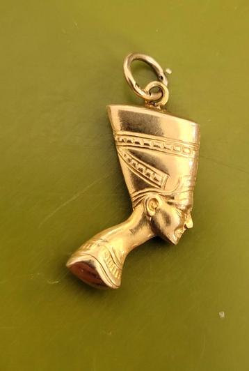 14 krts gouden hanger  beschikbaar voor biedingen