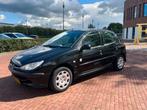 Peugeot 206 1.4 XS Generation 5 deurs 75 PK 2008 Nieuwe APK!, Auto's, Voorwielaandrijving, Stof, 4 cilinders, Zwart