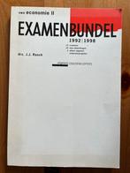 Examenbundel VWO Economie II 1992-1998, Ophalen of Verzenden, Gamma, Gelezen