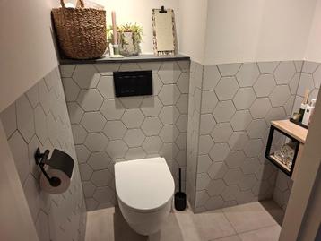 Hexagon tegeltjes beschikbaar voor biedingen