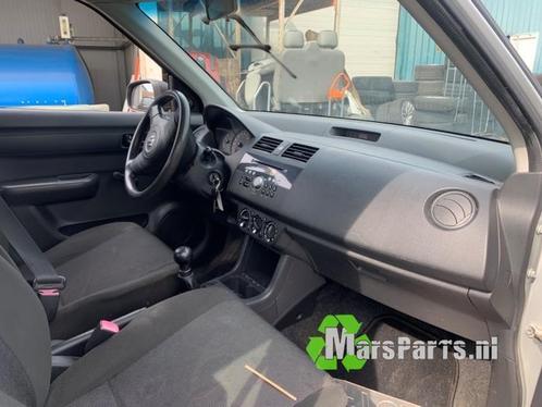 Kachel Bedieningspaneel van een Suzuki Swift, Auto-onderdelen, Dashboard en Schakelaars, Suzuki, Gebruikt, 3 maanden garantie