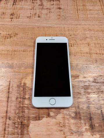 Nette Apple iPhone 7 32GB Wit beschikbaar voor biedingen