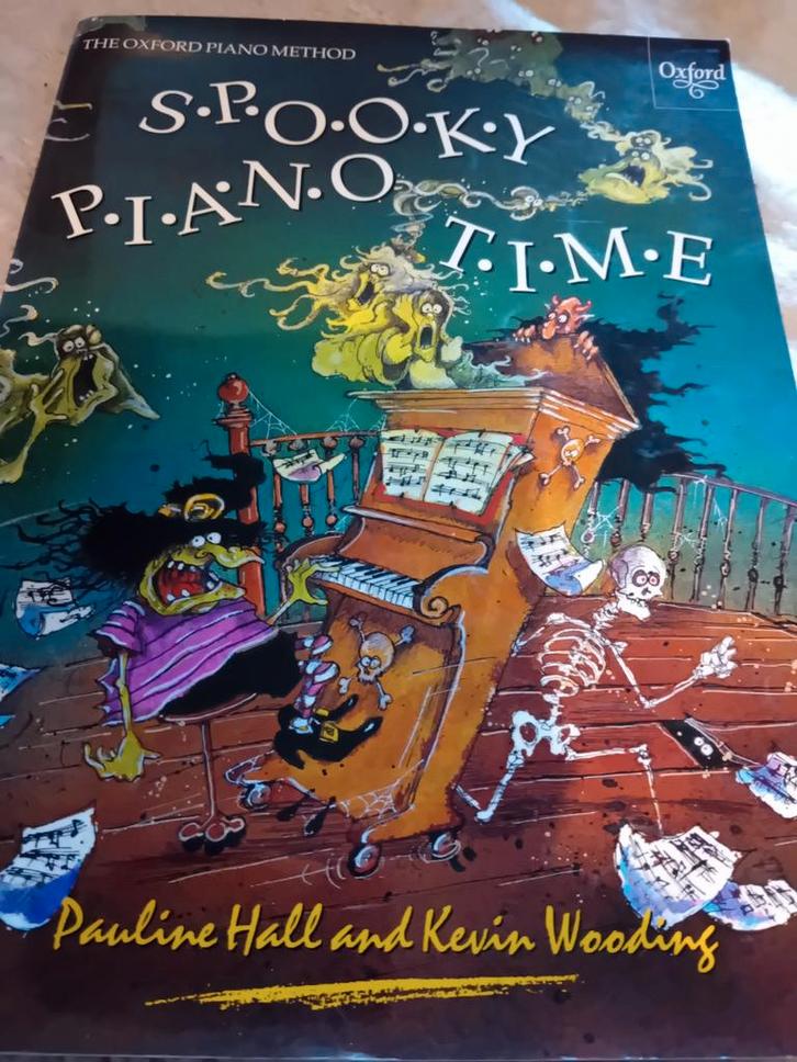 Spooky Piano Time - Oxford Piano Method, Muziek en Instrumenten, Bladmuziek, Gebruikt, Artiest of Componist, Overige genres, Piano