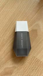 Fenty eaze drop foundation in 25, Ophalen, Zo goed als nieuw, Gehele gezicht