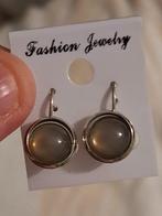 **SALE** oorbellen 0,50 eurocent, Ophalen of Verzenden, Zo goed als nieuw, Overige kleuren, Overige materialen