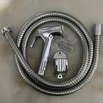 Toiletspuit met slang €15,00, Ophalen of Verzenden, Wit