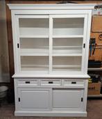 Mooie witte buffetkast., Huis en Inrichting, Kasten | Buffetkasten, Ophalen, Gebruikt, 150 tot 200 cm, Met deur(en)