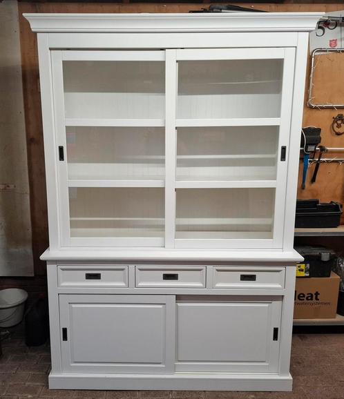 Mooie witte buffetkast., Huis en Inrichting, Kasten | Buffetkasten, Gebruikt, 200 cm of meer, 150 tot 200 cm, 50 tot 75 cm, Met lade(s)