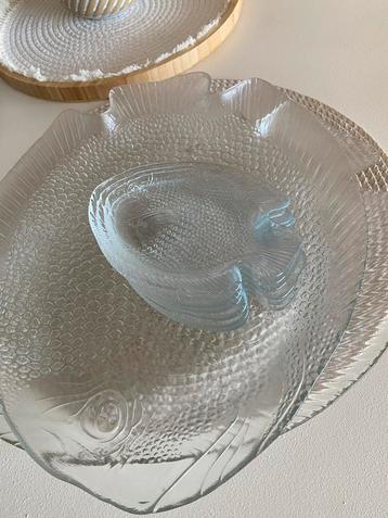Glazen Vis Schalen set beschikbaar voor biedingen