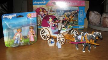 Playmobil 70449 Koets + 4128 popjes  in doos beschikbaar voor biedingen