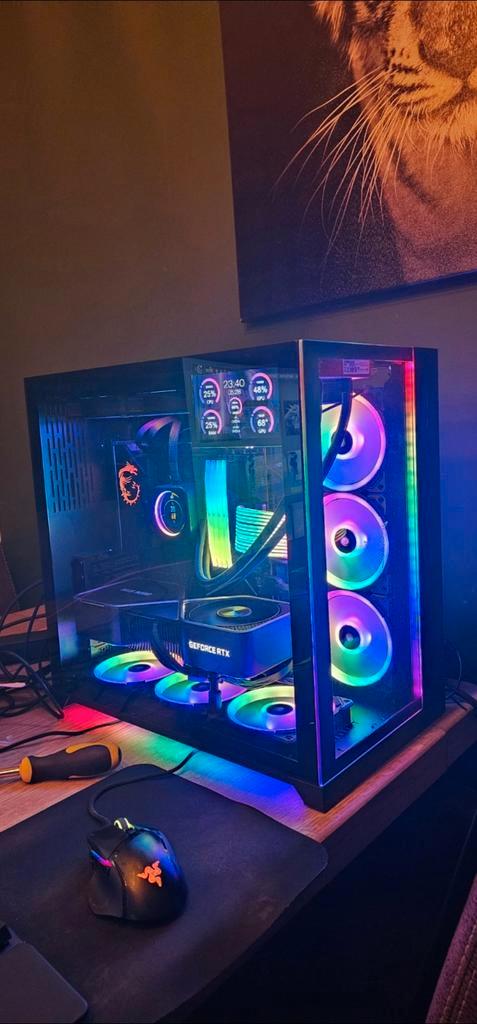 Lian li pc case met fans corsair en aio, Computers en Software, Videokaarten, Zo goed als nieuw, PCI-Express 4.0, GDDR6, Ophalen of Verzenden