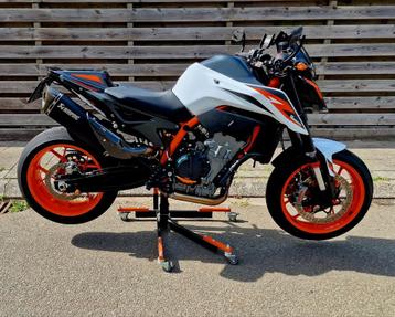 Ktm duke 890 R Akrapovic 2855km!! beschikbaar voor biedingen