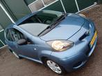 Toyota Aygo 1.0 12V Vvt-i 5DRS 2009 Blauw, Auto's, Voorwielaandrijving, 68 pk, Origineel Nederlands, Bedrijf