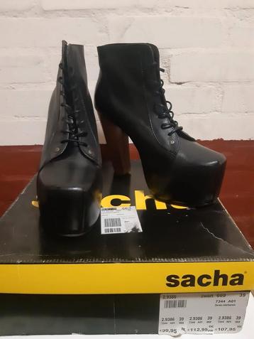 Sacha gave veter pumps van leer  beschikbaar voor biedingen
