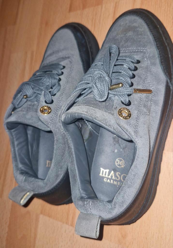 Dames sneakers mt 36, Kleding | Dames, Schoenen, Zo goed als nieuw, Sneakers of Gympen, Ophalen of Verzenden