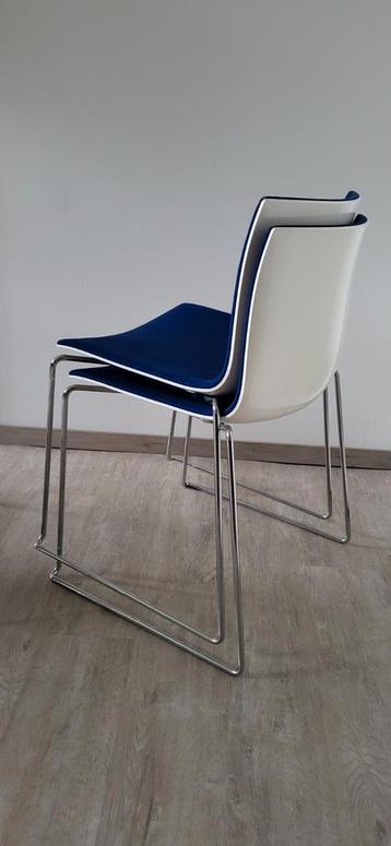 Arper Catifa nr 46, stapelbare designstoel beschikbaar voor biedingen