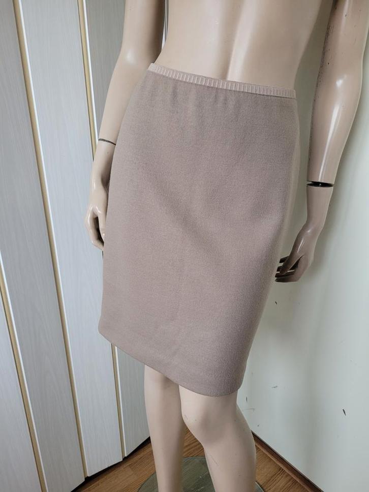 Marc Cain rok wol cashmere maat 3 M/38, Kleding | Dames, Rokken, Zo goed als nieuw, Maat 38/40 (M), Beige, Knielengte, Ophalen of Verzenden