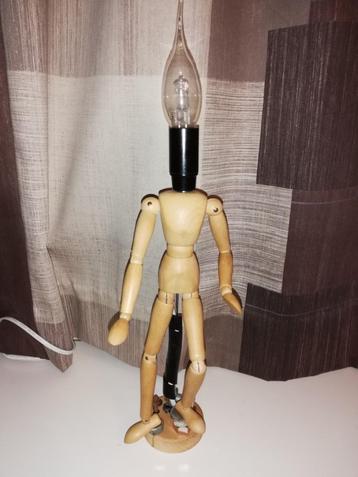 lamp beschikbaar voor biedingen