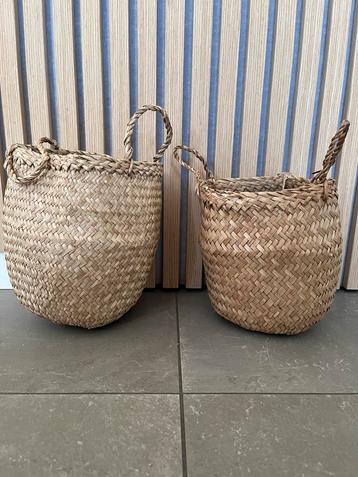 Leuke rieten manden 20x20cm decoratie caravan tent beschikbaar voor biedingen