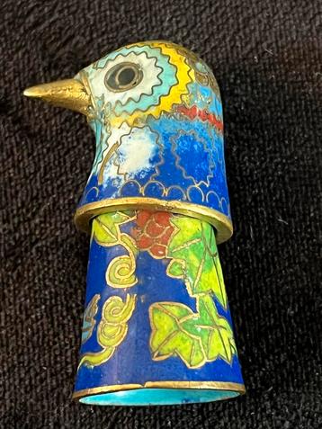 Cloisonné Vingerhoed Vogel beschikbaar voor biedingen
